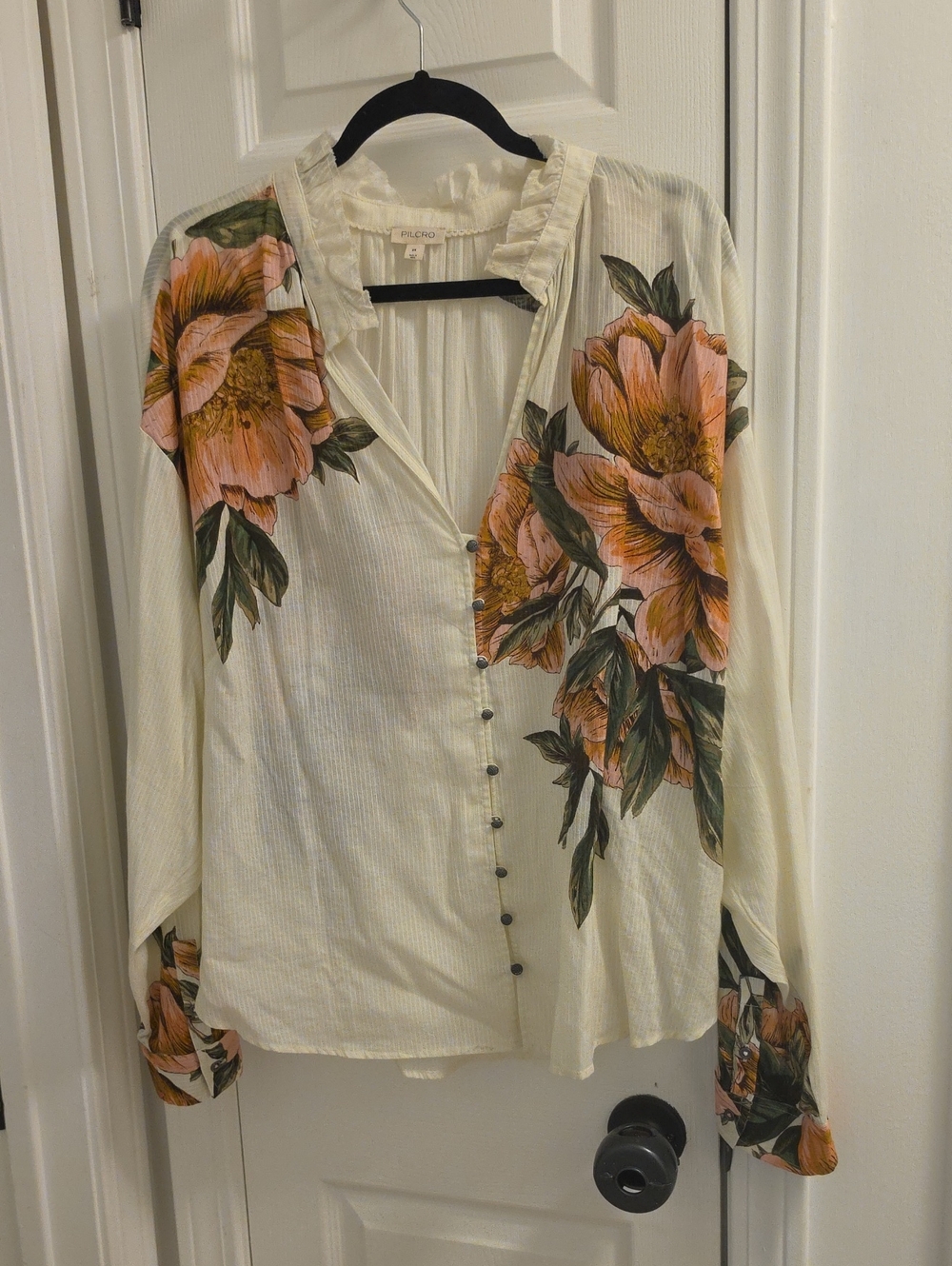 NWOT 2X Pilcro Cream Floral Button-Front Blouse